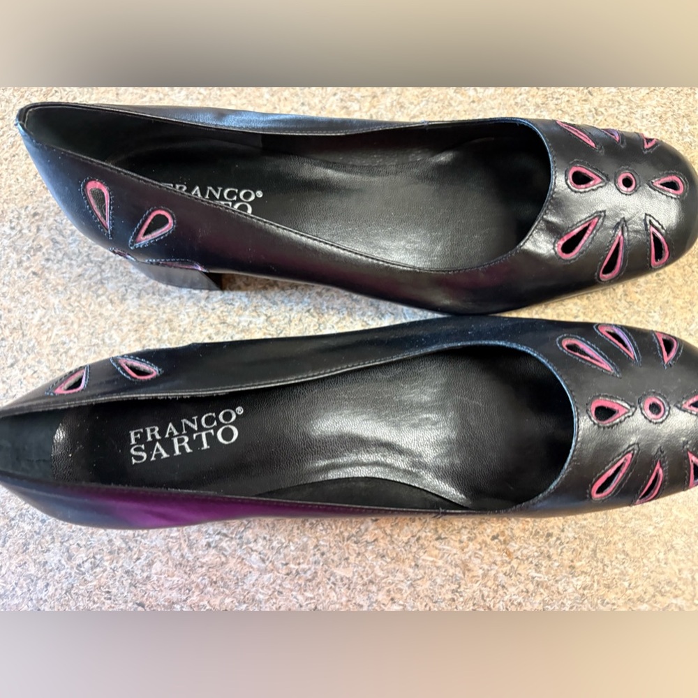 Franco Sarto pumps